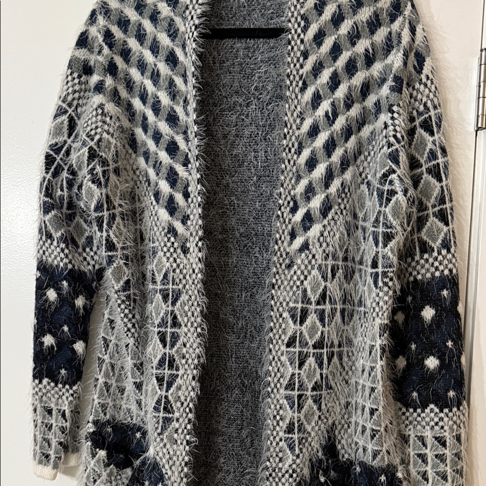 Picadilly Black and Gray Geometric Cardigan - Picture 2 of 9